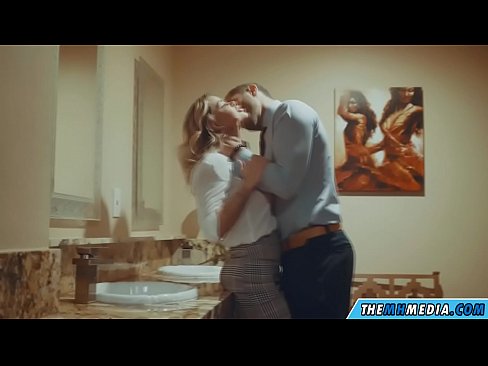 ❤️ Xa i-blonde ene-busty ikuhenda kwindlu yangasese yoluntu ️❌  kwi-xh.downloadassertion.top ️❤